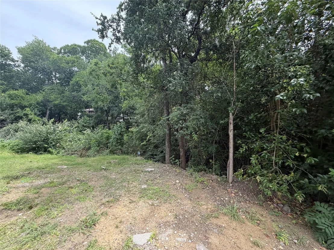 Photo of 214 Diana Drive
