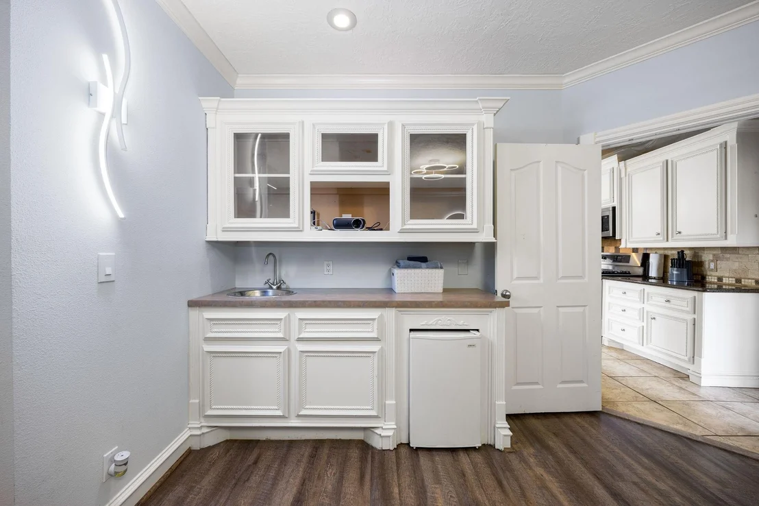 Photo of 21427 Tophill Drive
