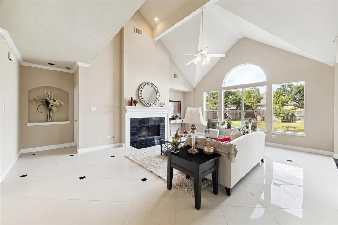 Photo of 1818 Cross Spring Drive