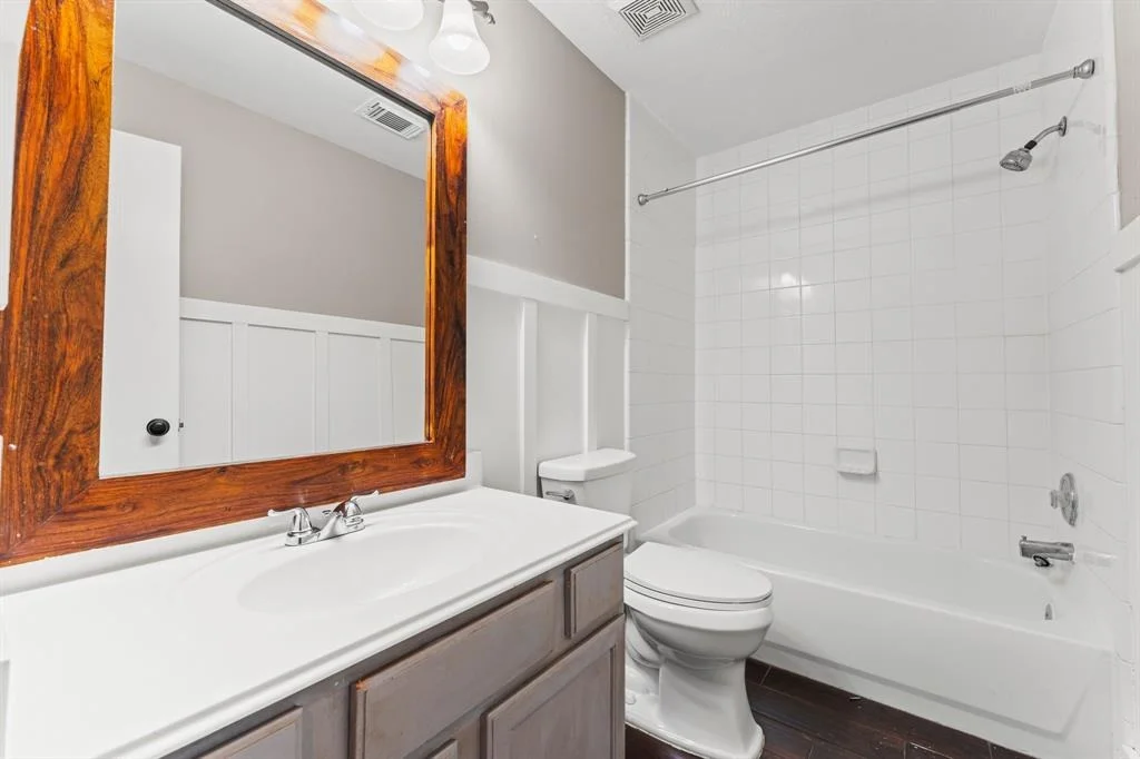 Photo of 2526 Halstead Drive