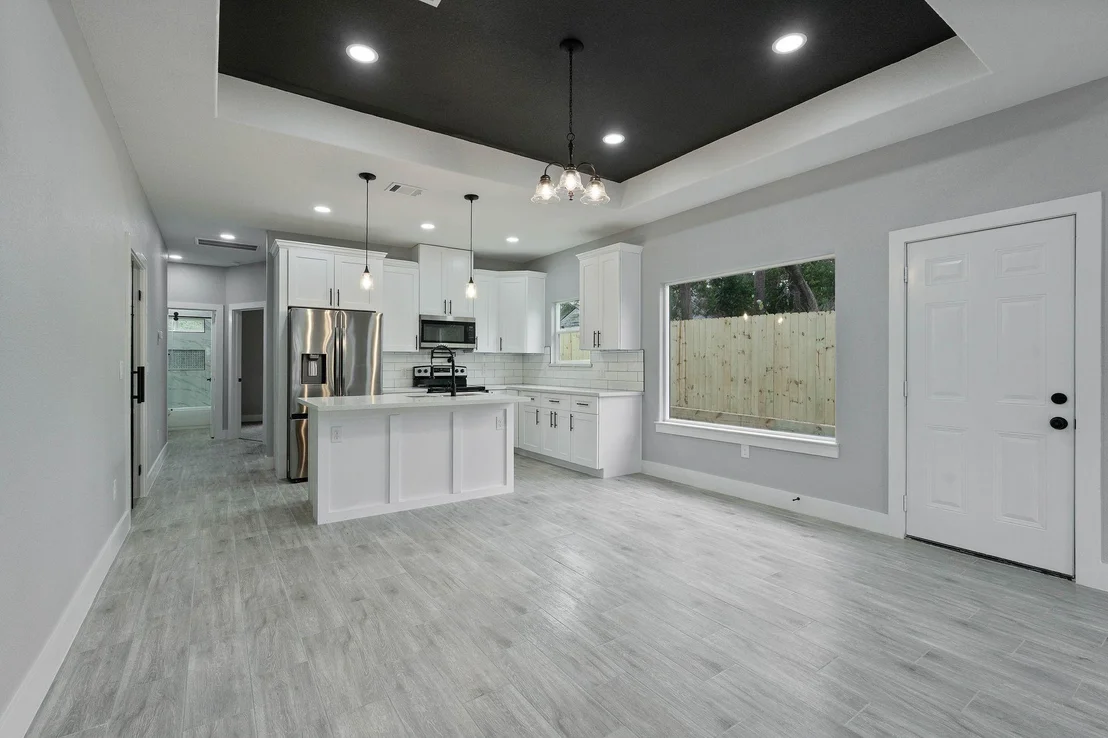 Photo of 15090 Austin Road