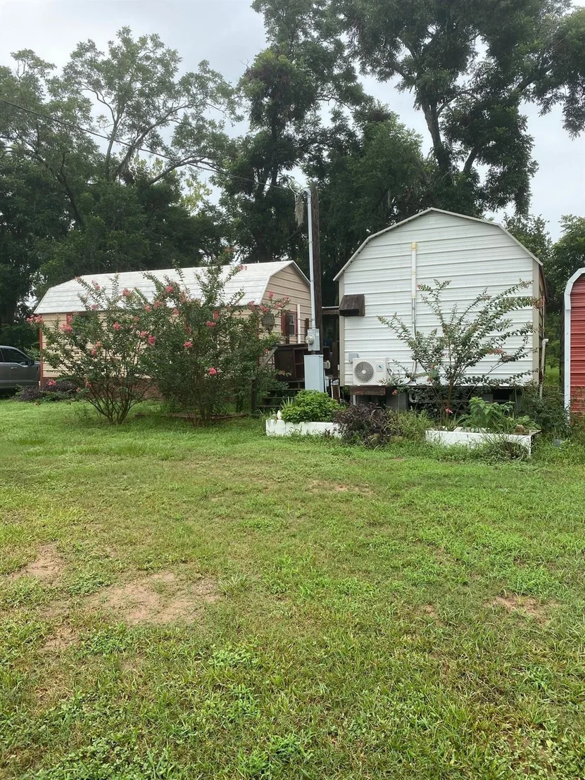 Photo of 5401-7 County Road 334