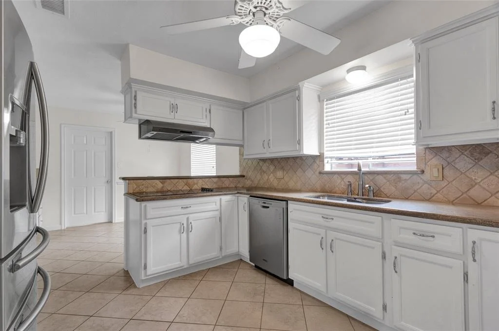 Photo of 2010 Oceanview Drive