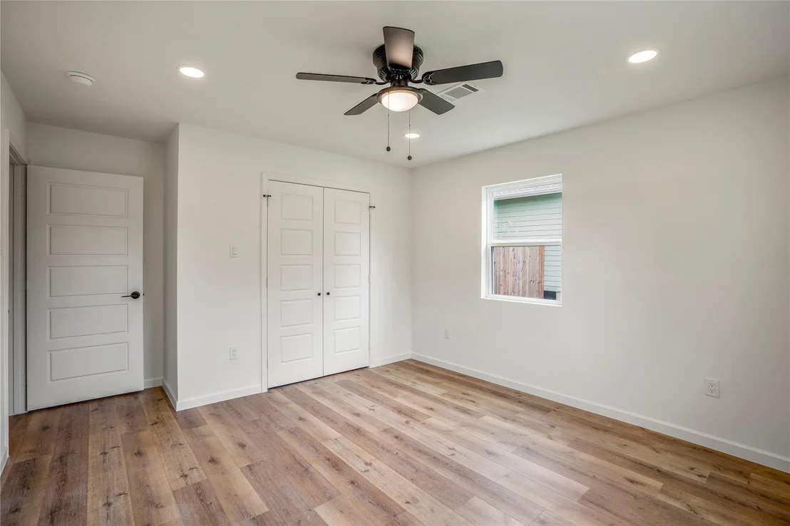 Photo of 3923 Alsace Street