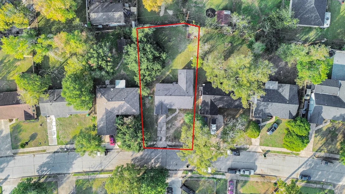 Photo of 2926 Knotty Oaks Trl Trail