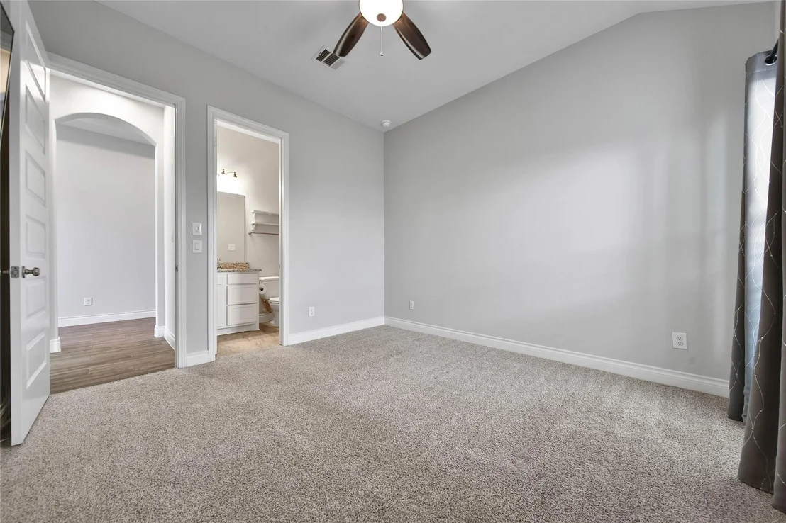 Photo of 28205 Woodland Bend Way