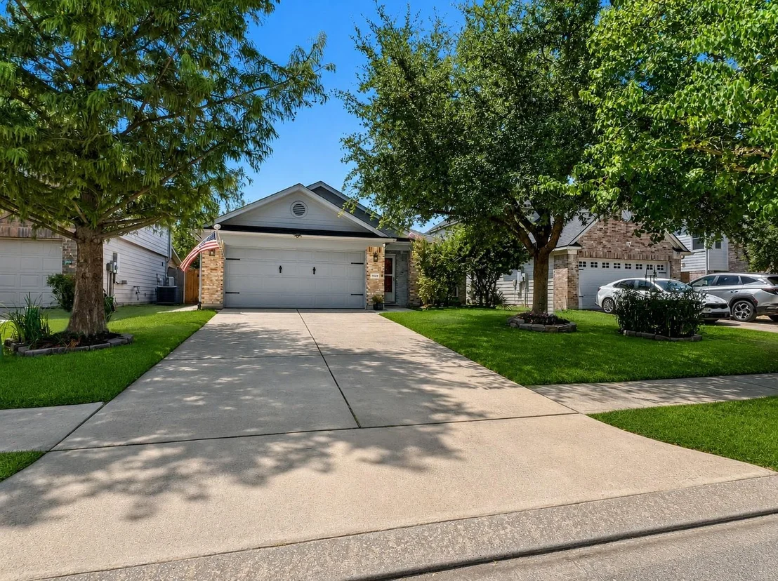 Photo of 9890 Wing Street