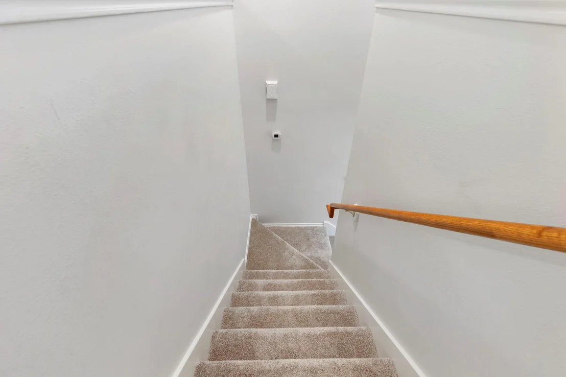 Photo of 215 W Stedhill Loop