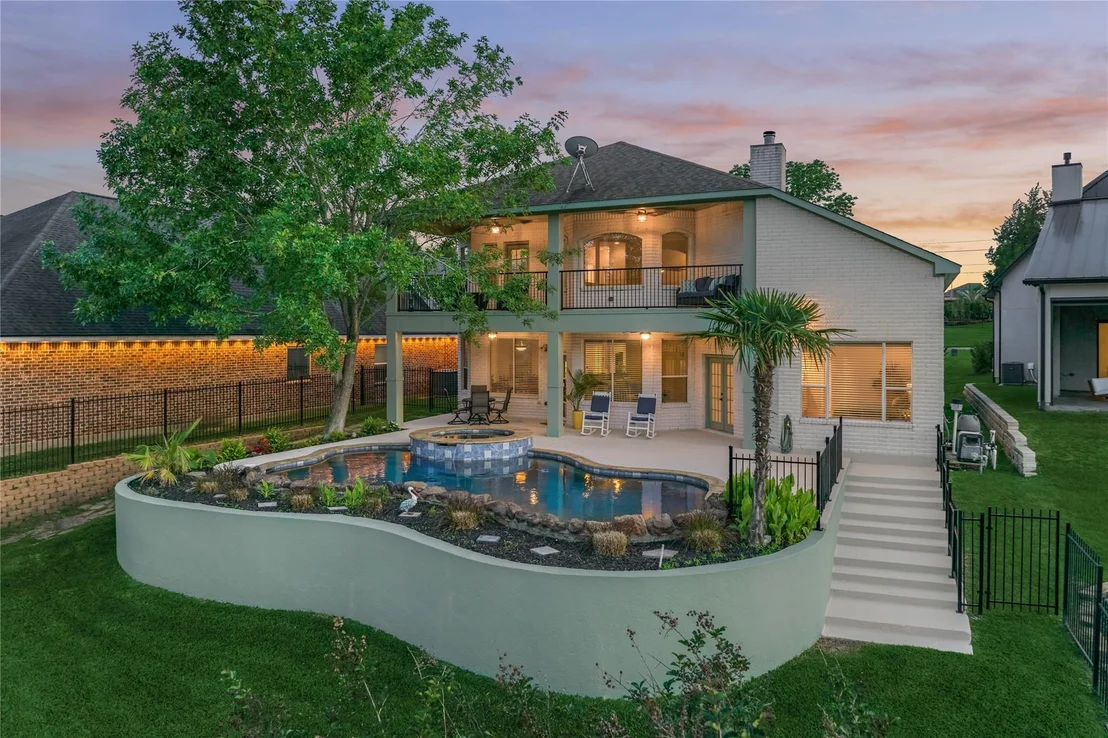 Photo of 237 Blue Heron Drive