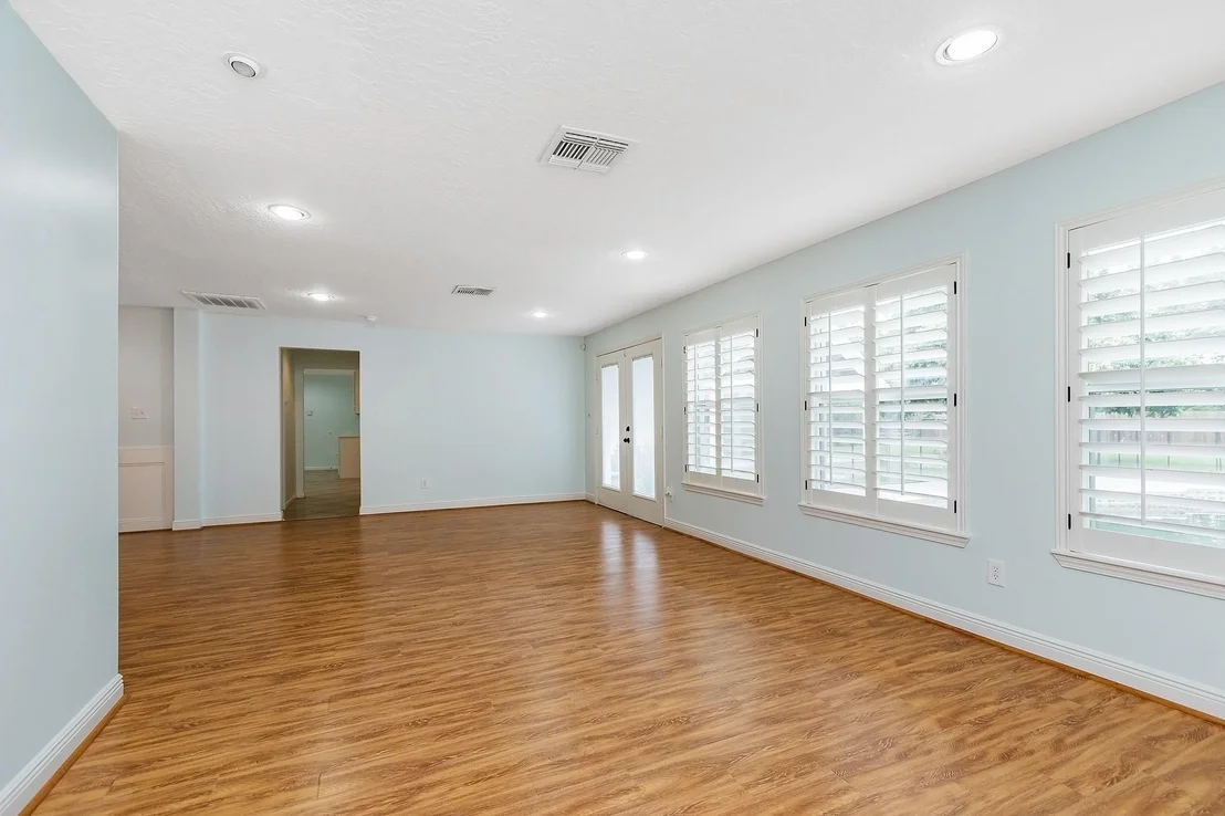 Photo of 5511 Greentree Drive Drive
