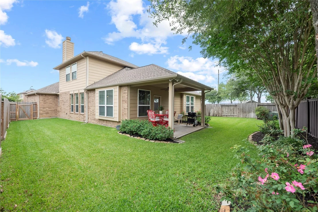 Photo of 9997 Willow Falls Lane