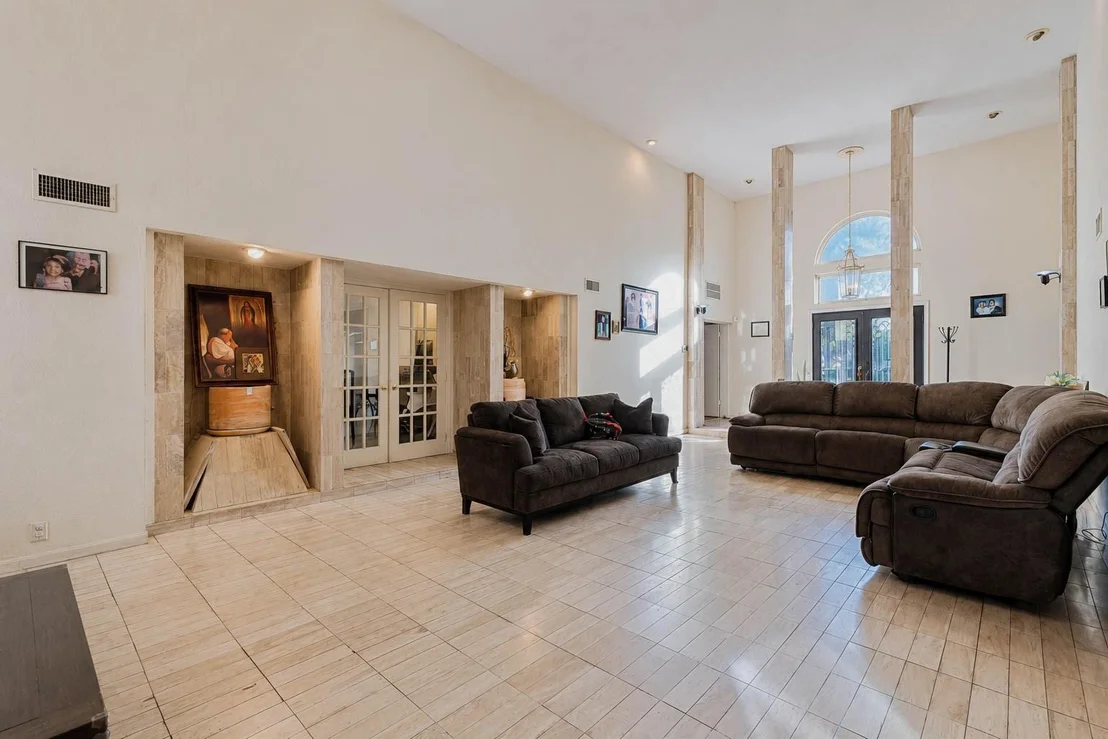 Photo of 601 Westview Terrace Drive