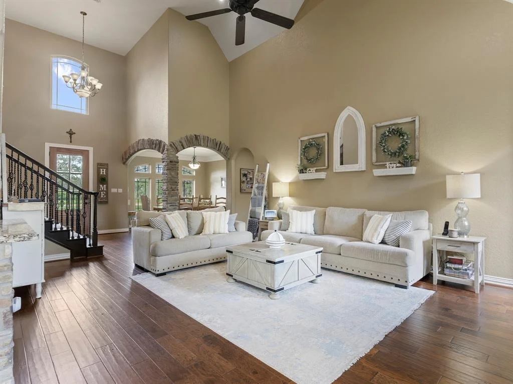 Photo of 44 Center Tree Drive