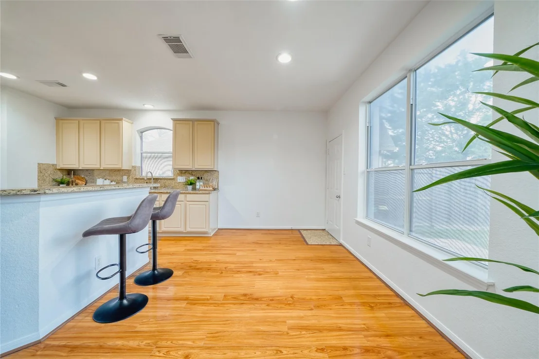 Photo of 11115 Seminole Spring Lane