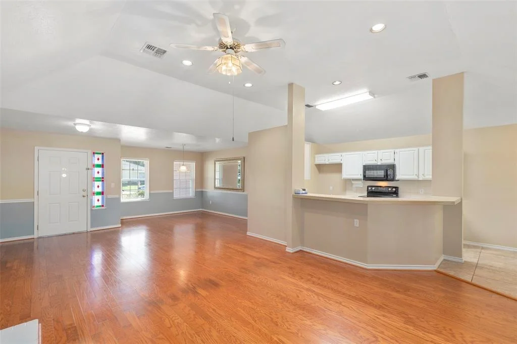 Photo of 2721 Brook Bend Lane