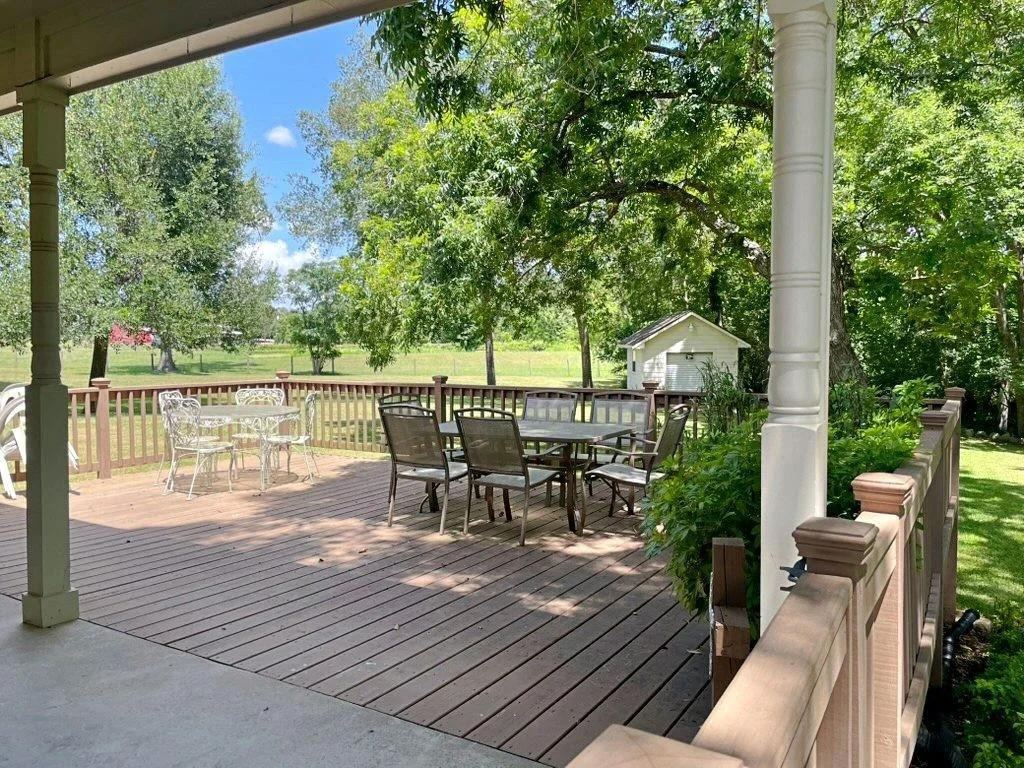 Photo of 2903 Creekside Drive