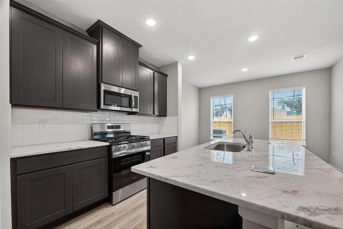 Photo of 3406 Rolling River Drive