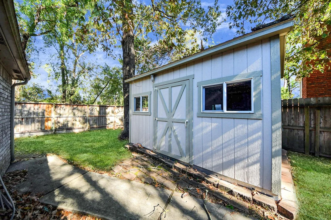 Photo of 3543 Pickwick Park Drive