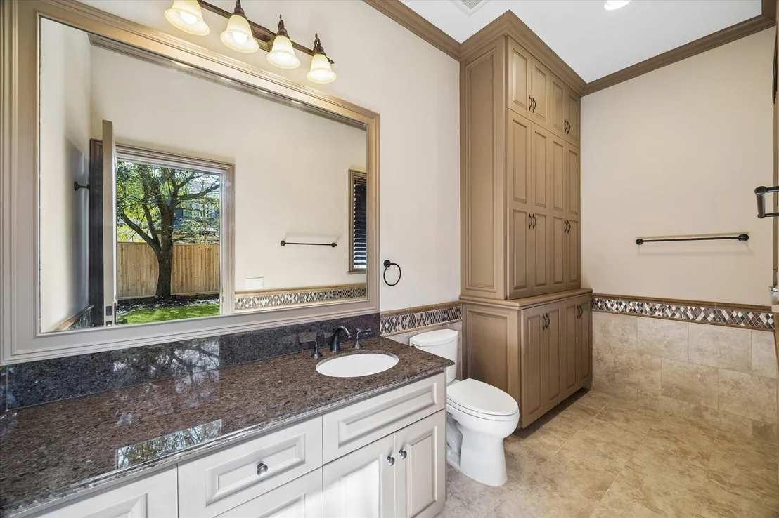Photo of 8 Greyton Lane