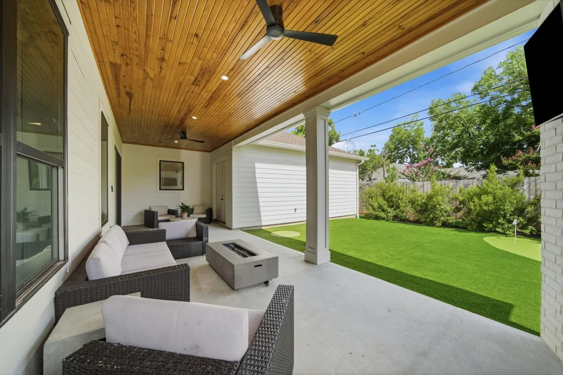 Photo of 1030 Chamboard Lane