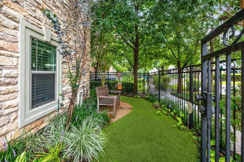 Photo of 234 Knox Street