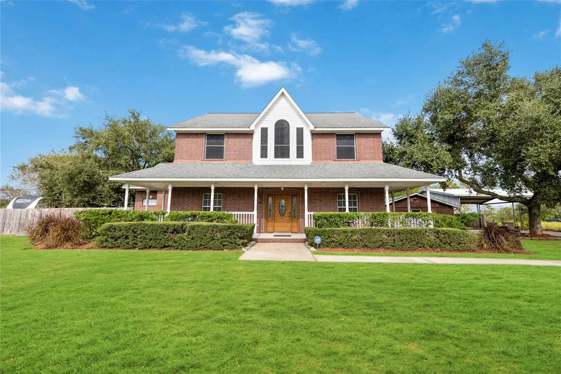 Photo of 1290 County Road 145