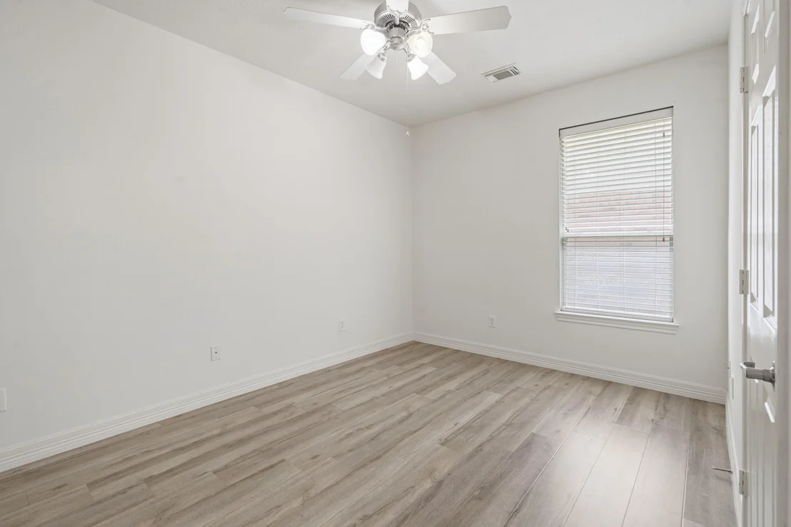 Photo of 7419 Avalon Trace