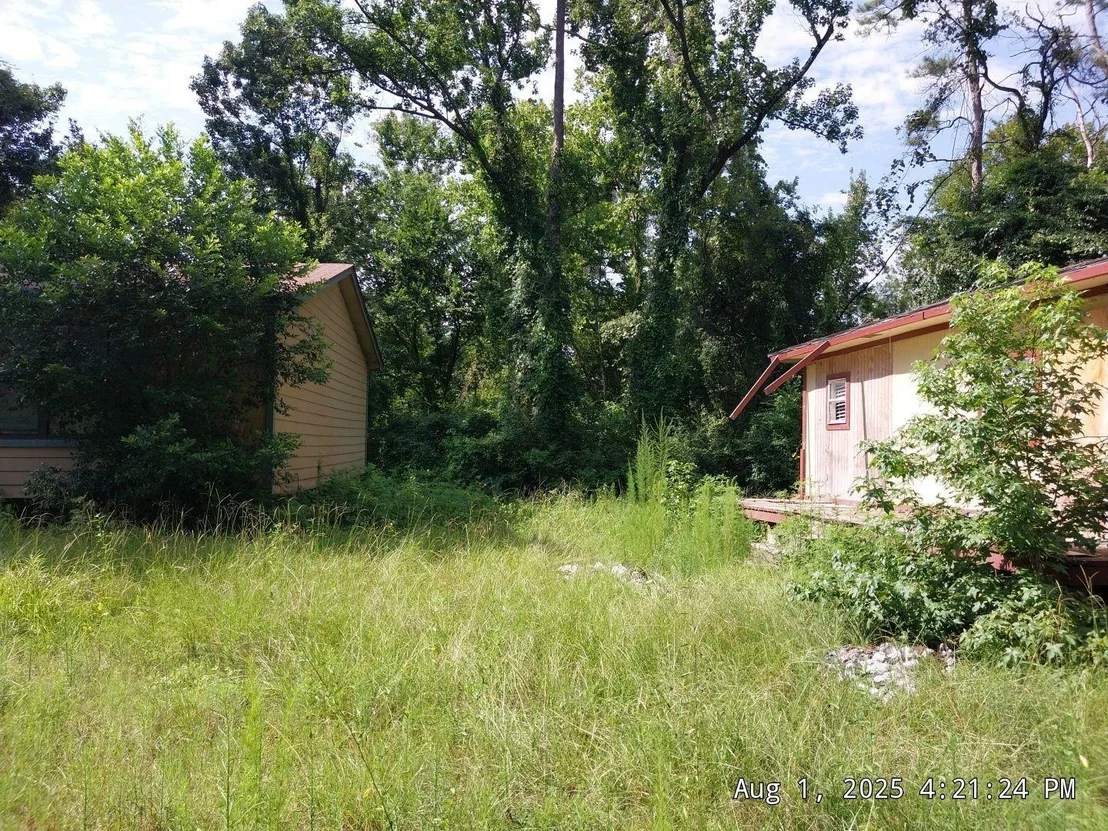 Photo of 17505 S Lakeview Drive