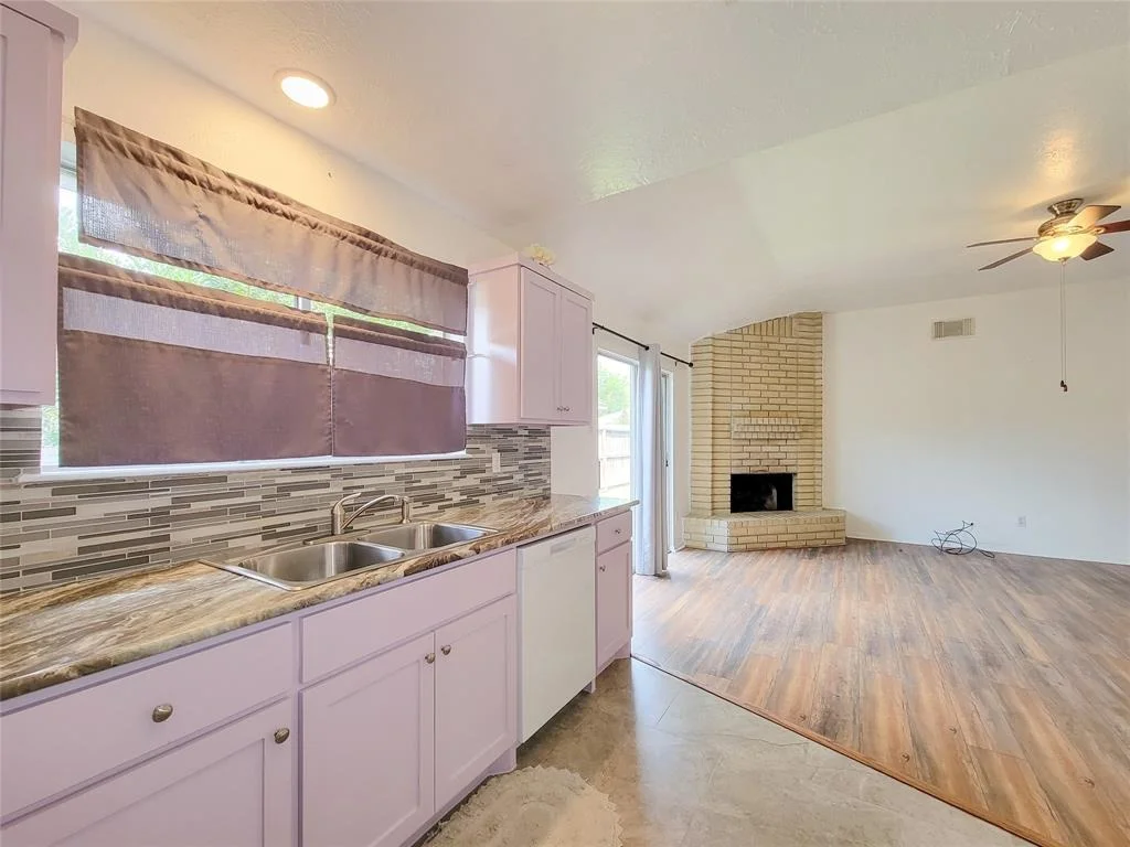 Photo of 6704 Bluebottle Lane