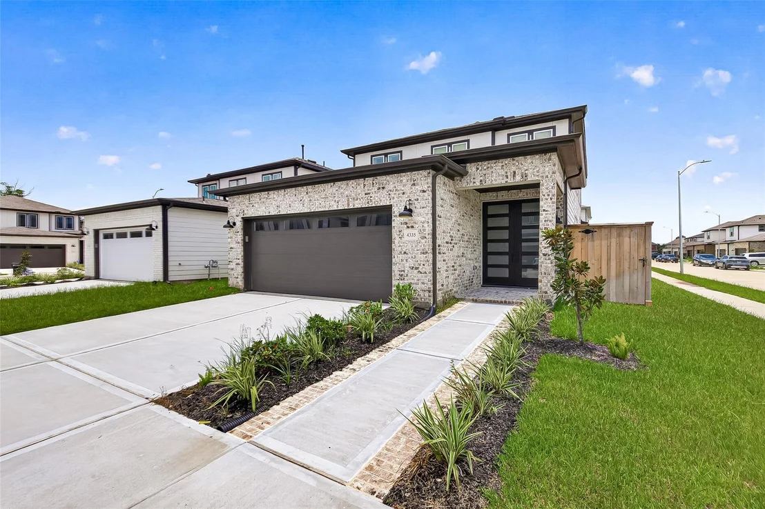 Photo of 4335 Avron Drive