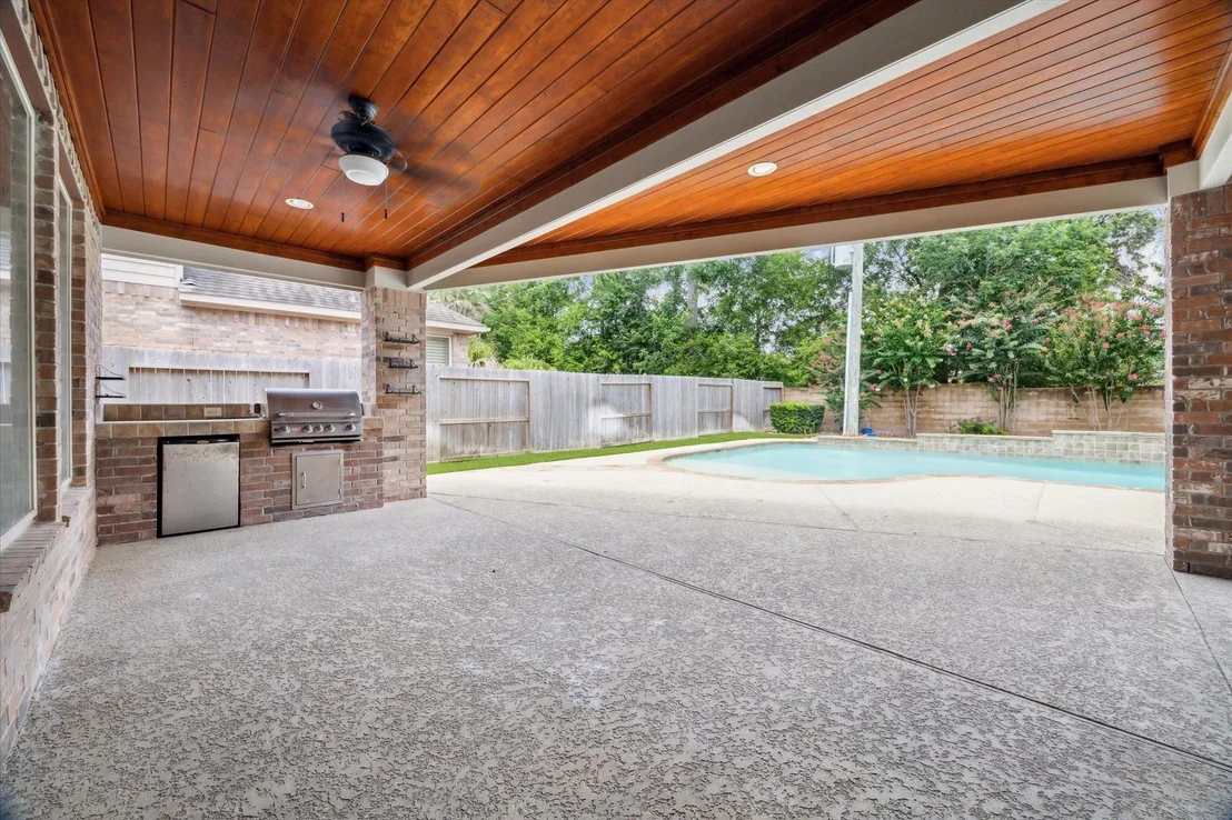 Photo of 2410 Hendricks Lakes Drive