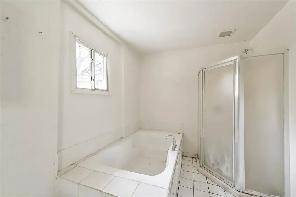 Photo of 9230 Lanewood Drive