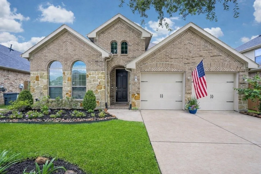 Photo of 28115 Chalet Park Drive