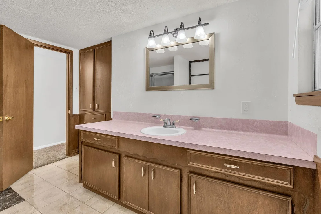 Photo of 33102 Rollingwood Drive