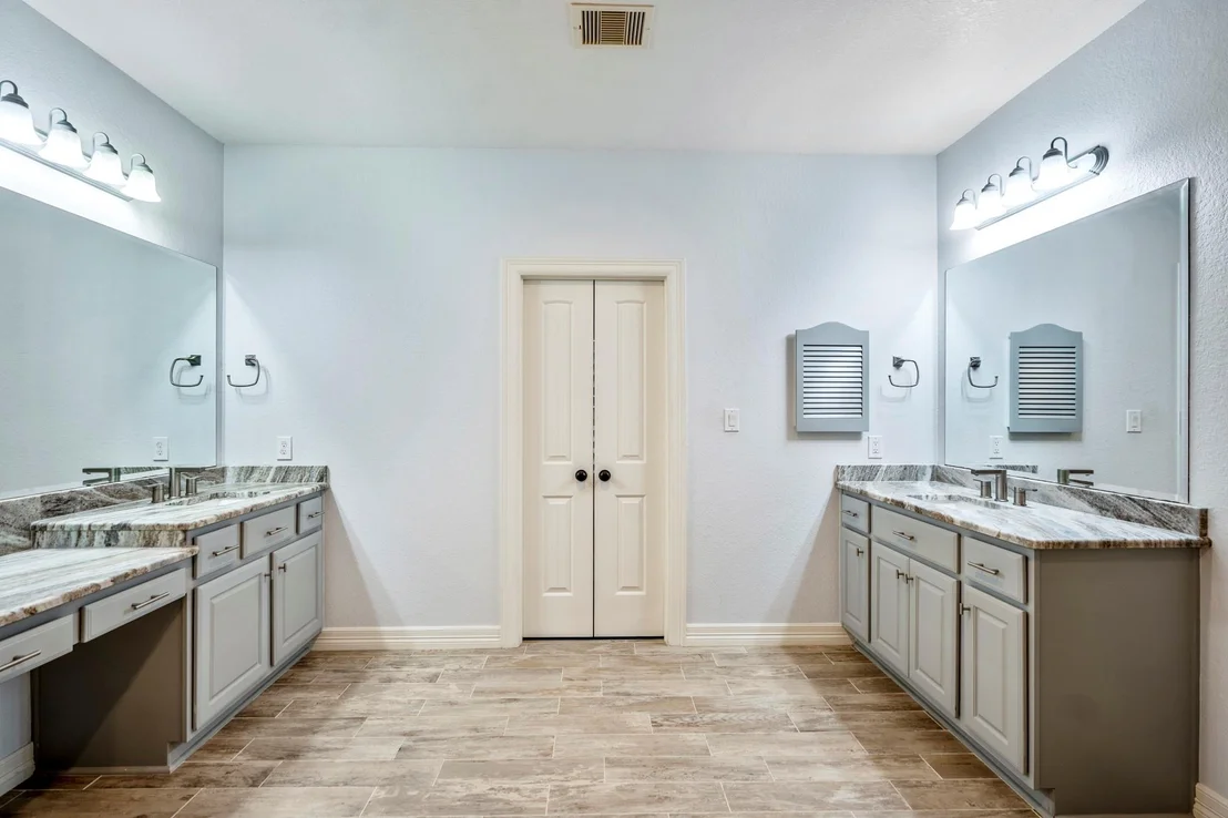 Photo of 9643 Longmire Creek Way
