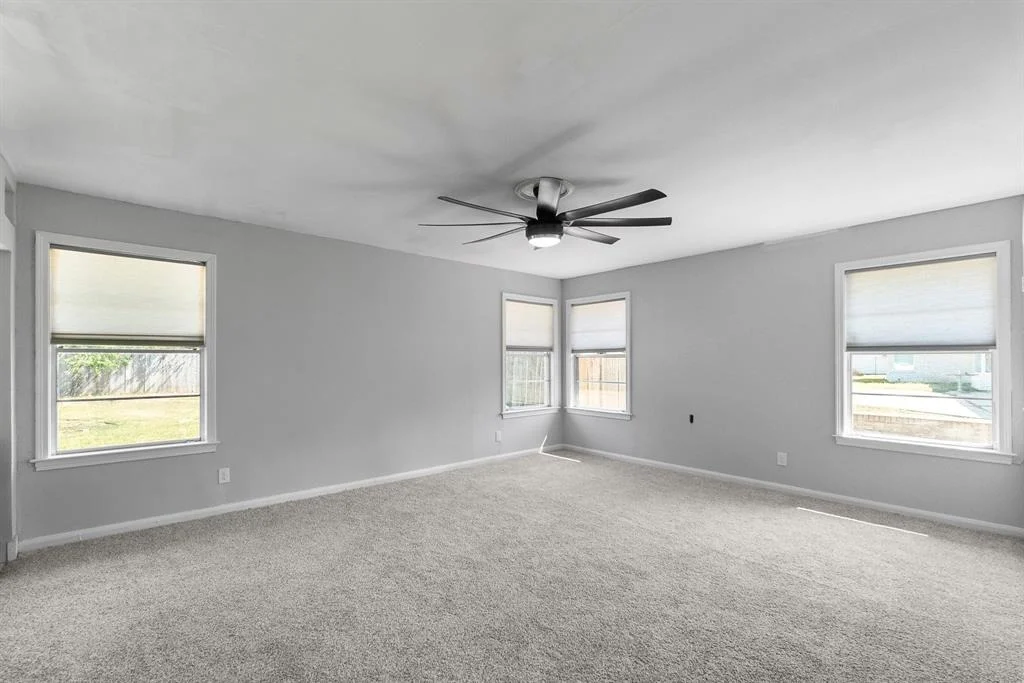 Photo of 1610 Shady Oaks Drive