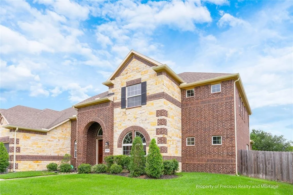 Photo of 6019 Green Meadows Lane