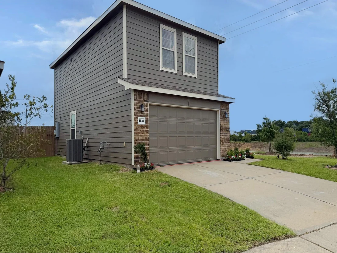 Photo of 6831 Cortenridge Lane