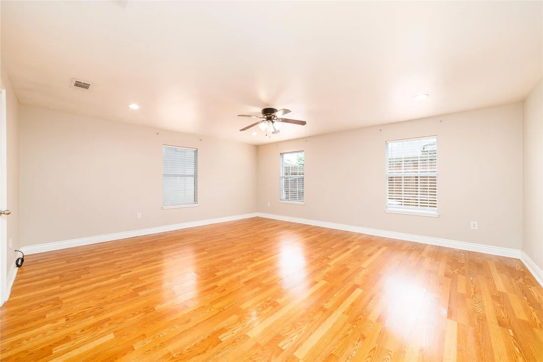 Photo of 7510 Millbrae Lane