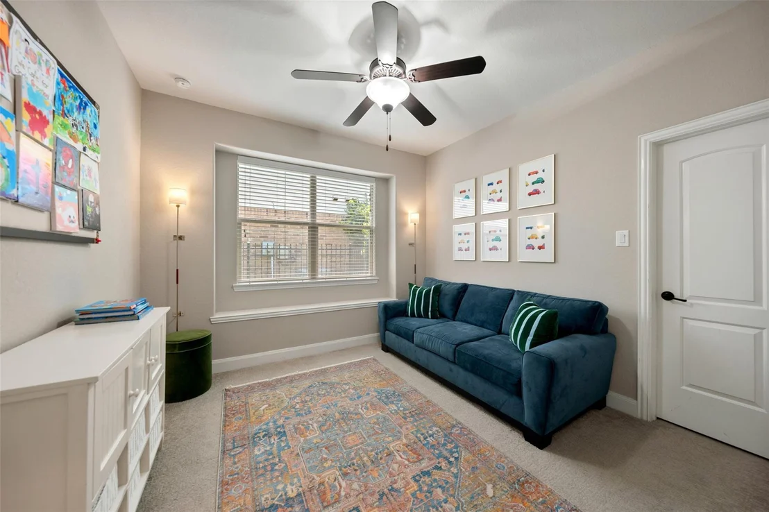 Photo of 127 E Canyon Wren Circle