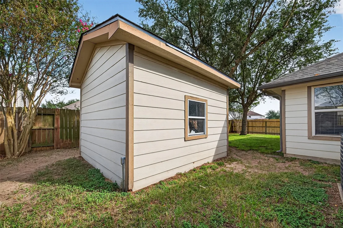 Photo of 16202 Peach Bluff Lane