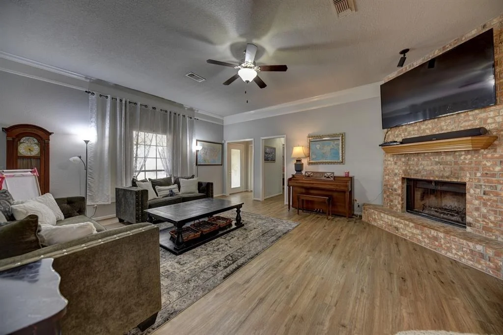 Photo of 307 Scenic Drive