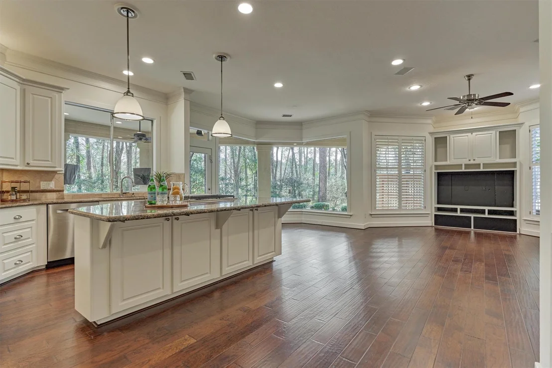 Photo of 43 Meadow Brook Place