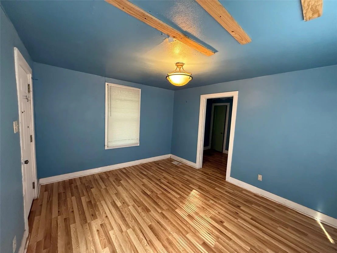 Photo of 317 3rd Street