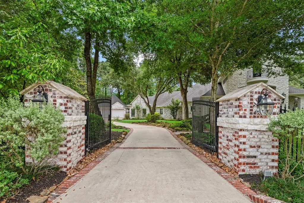 Photo of 3706 Skyoak Court