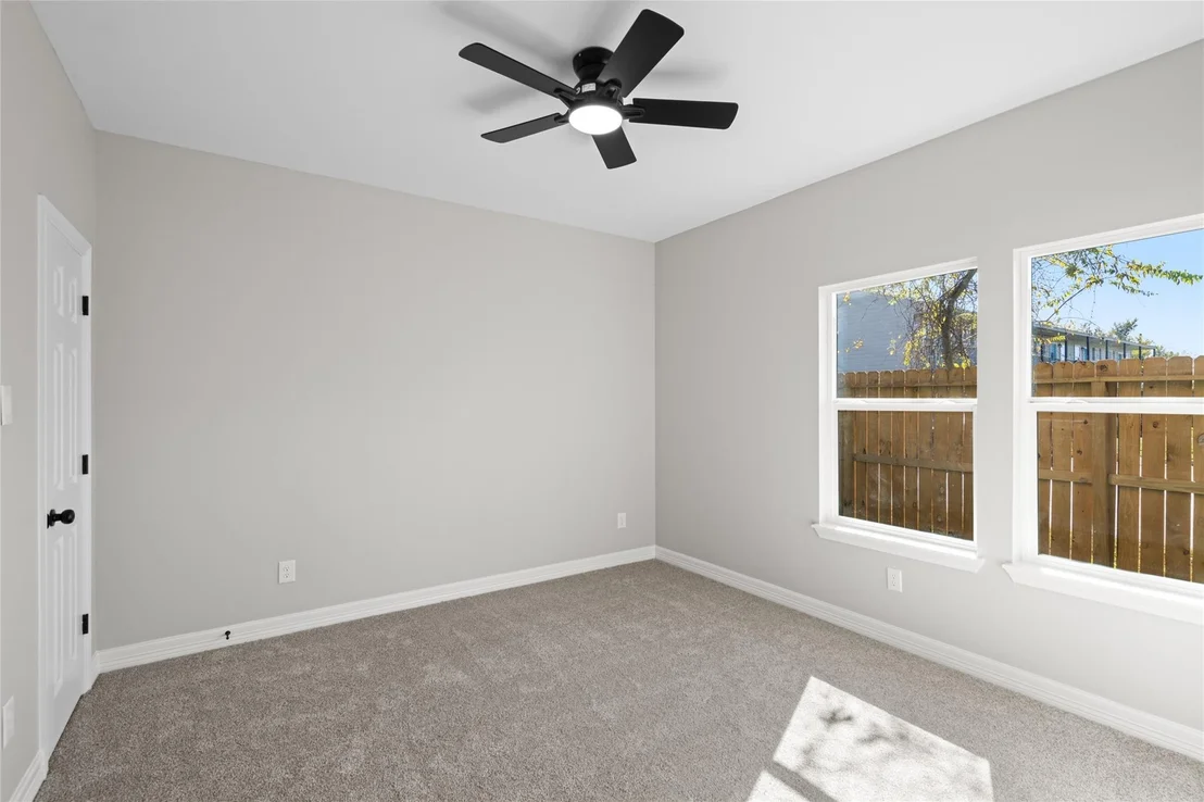 Photo of 813 Barbara Mae Street