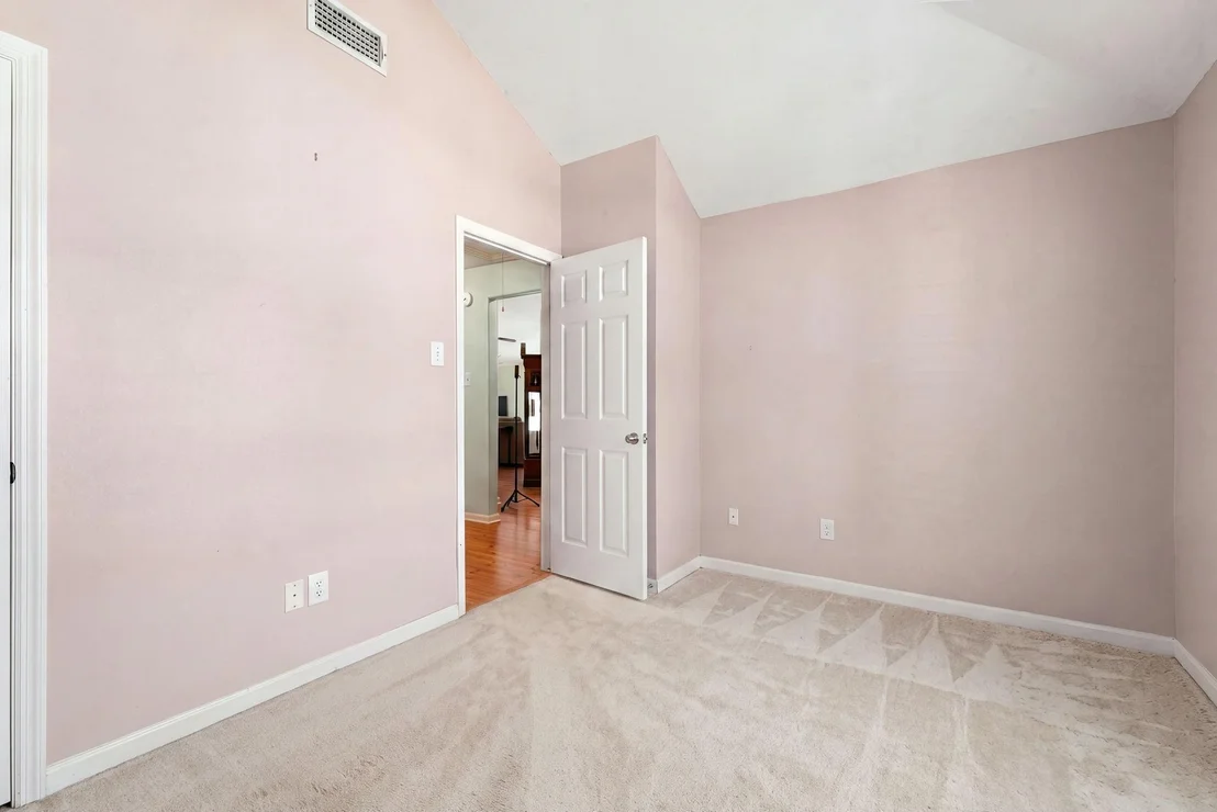 Photo of 20711 Redbud Trail