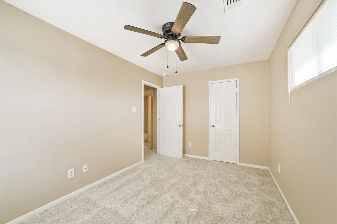 Photo of 16726 Warbler Drive