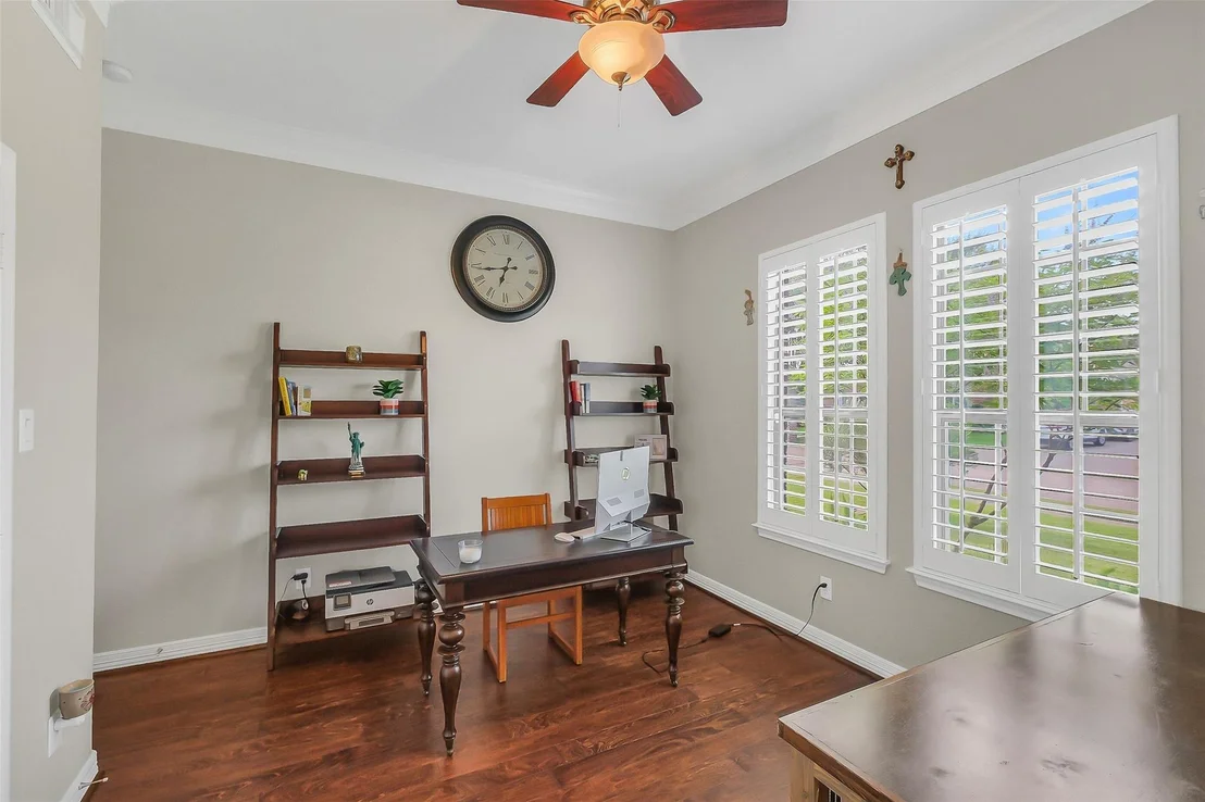 Photo of 1817 Mesa Verde Drive