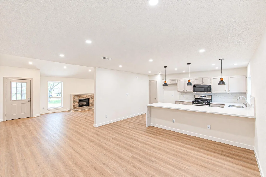 Photo of 18015 Brooknoll Drive